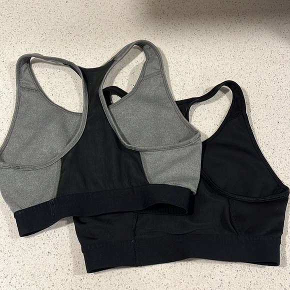 Adidas Sports Bra - 2 - Picture 4 of 4
